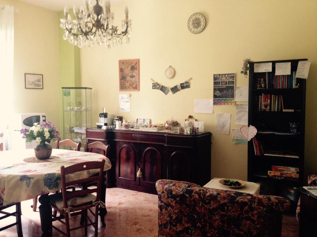 Chiavi Antiche B&B Salerno Luaran gambar