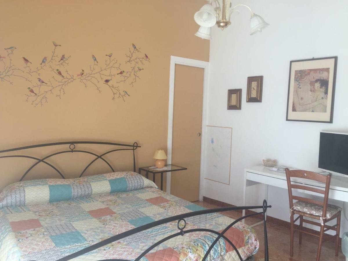Chiavi Antiche B&B Salerno Luaran gambar